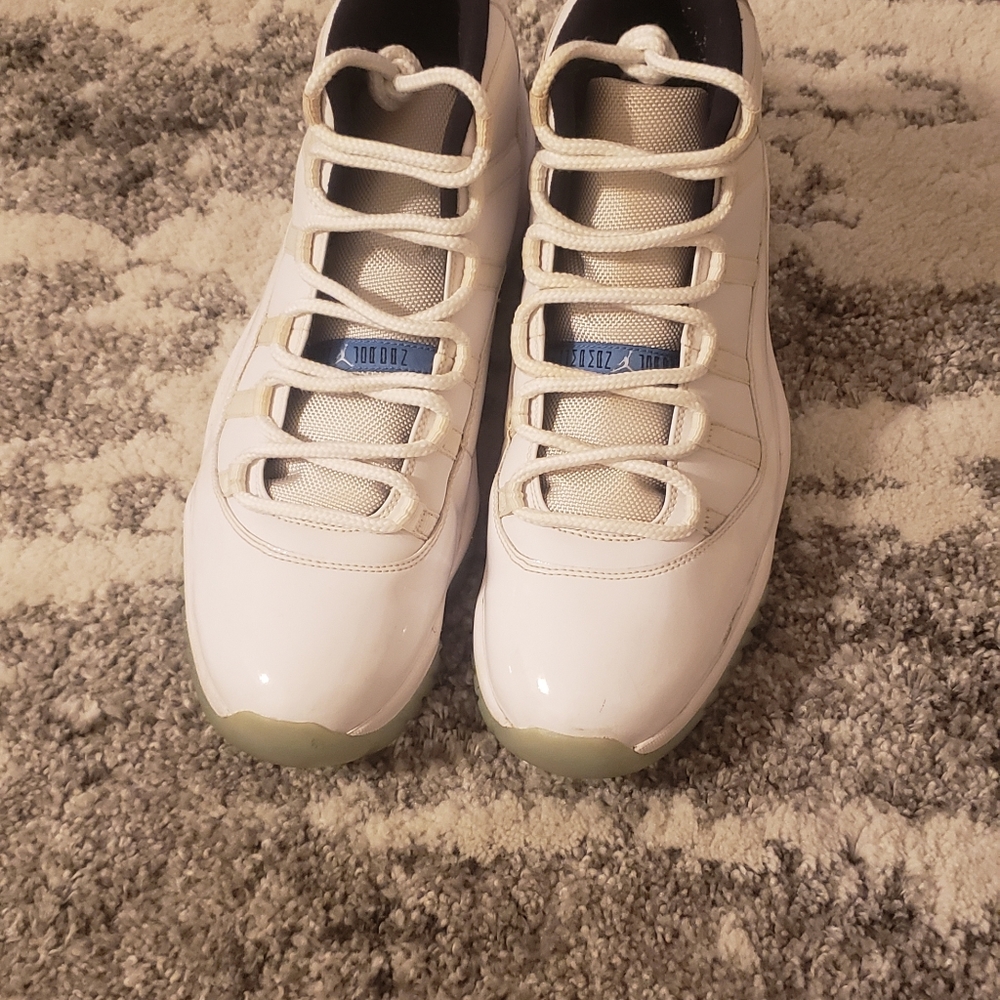 Air Jordan 11 Retro Legend Blue size 13